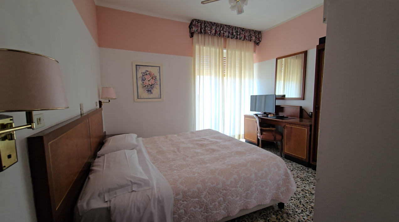 /api/file/public/262376/22860