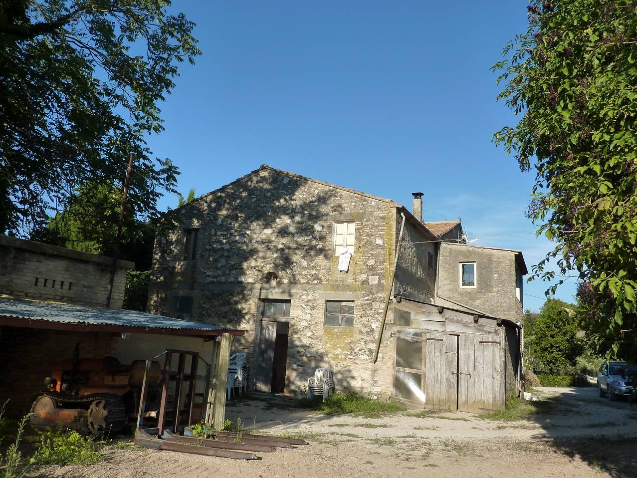 /api/file/public/263557/22779