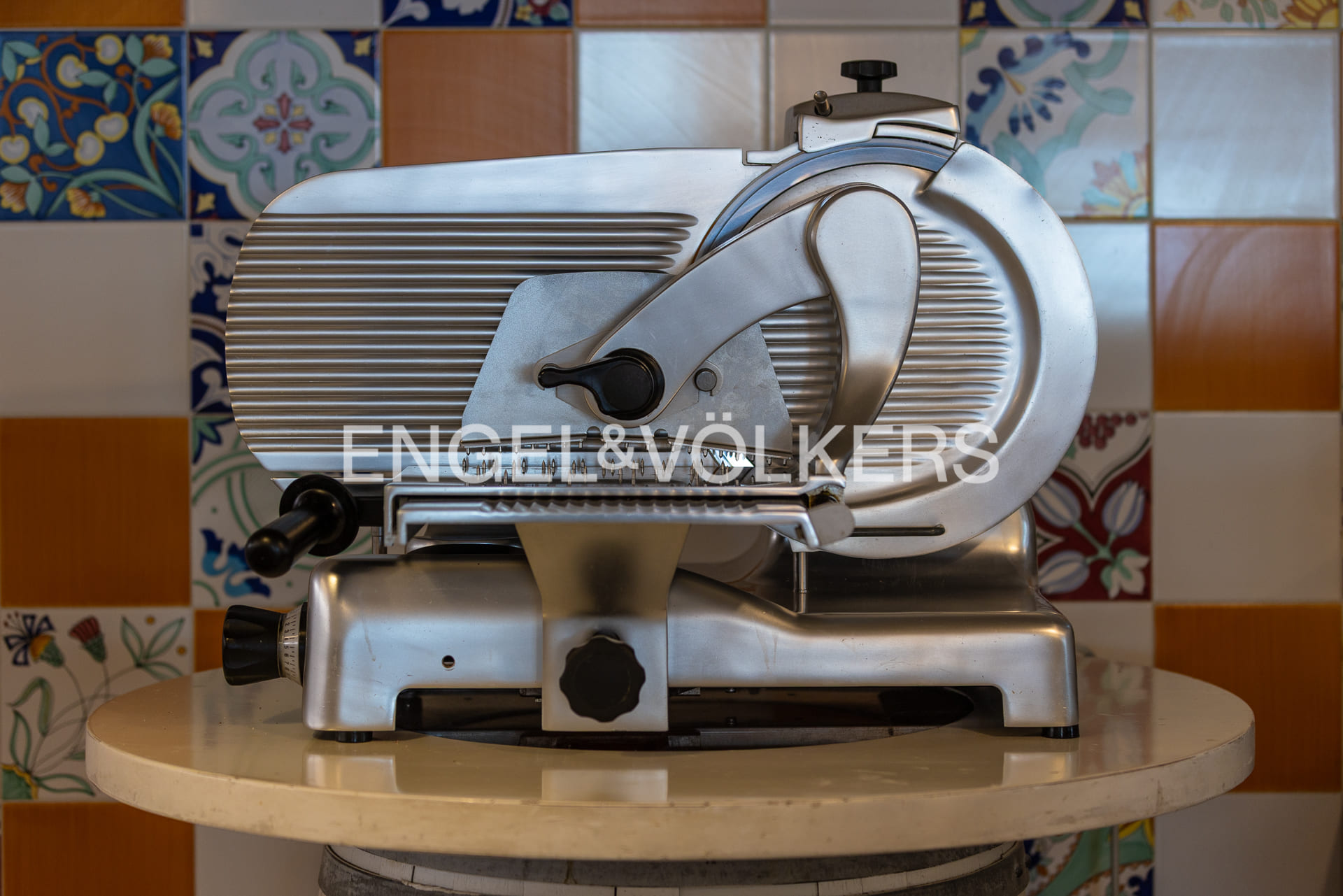 /api/file/public/263634/23556