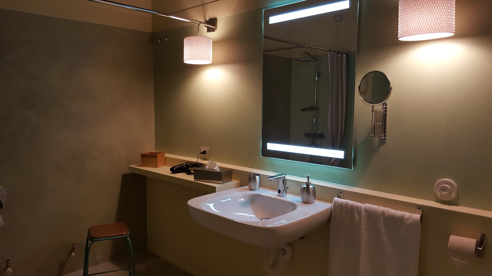 /api/file/public/264294/25262