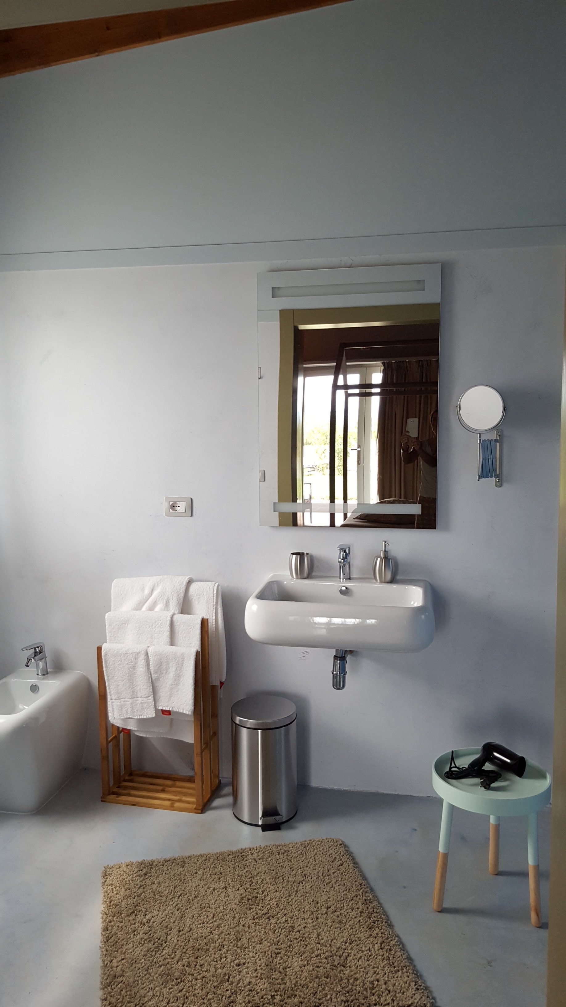 /api/file/public/264294/25307