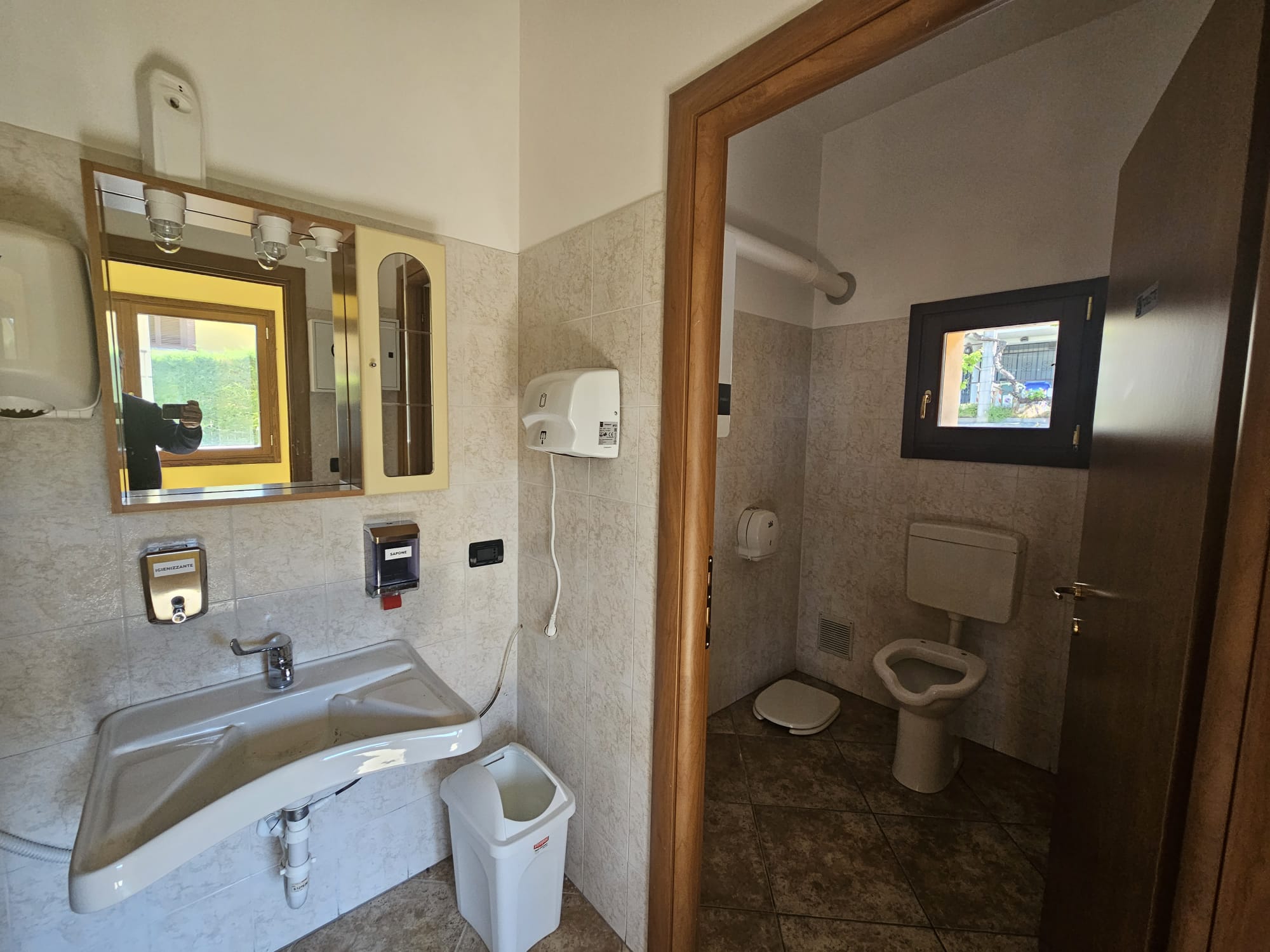 /api/file/public/264420/25660