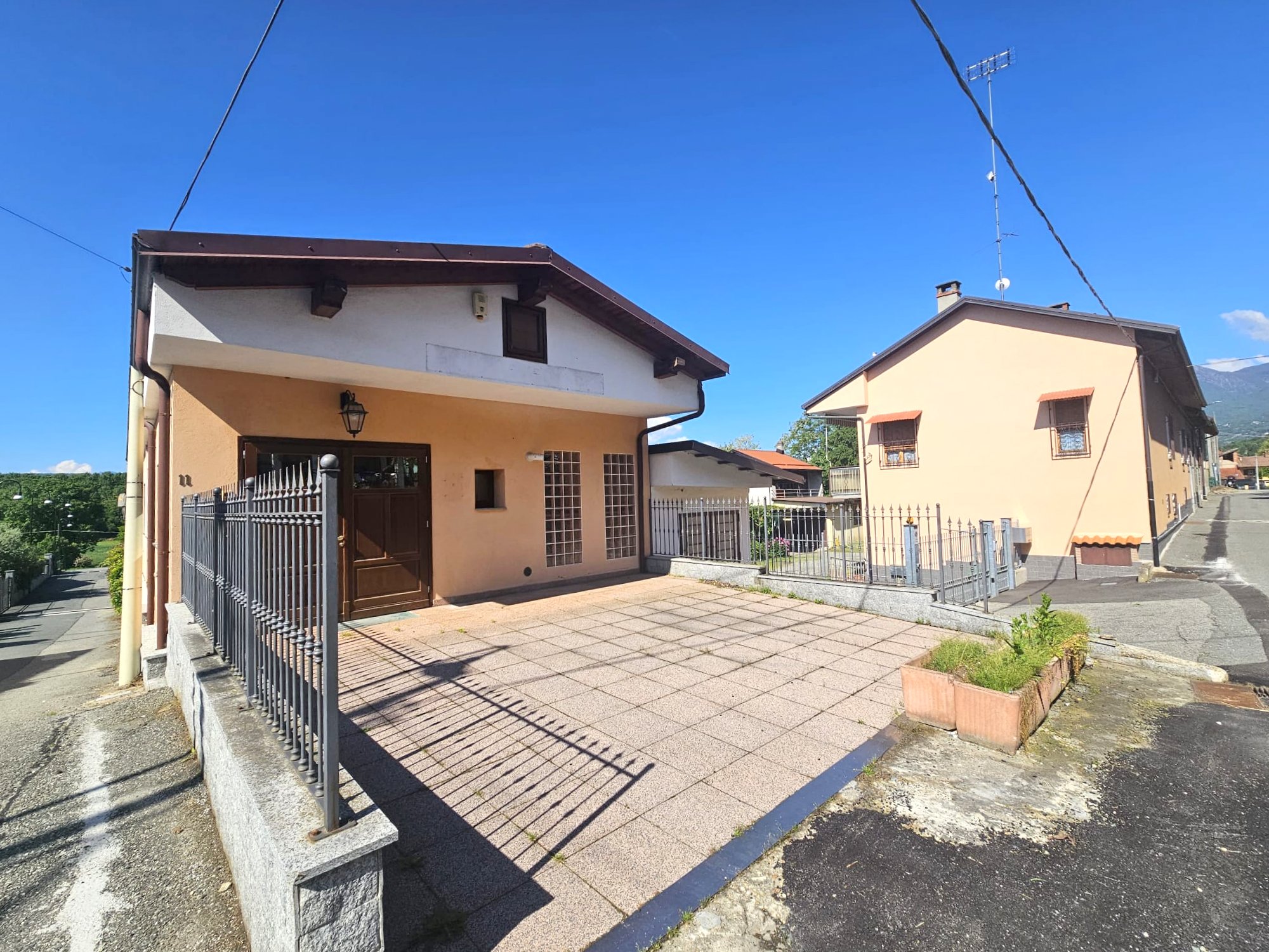 /api/file/public/264420/25679