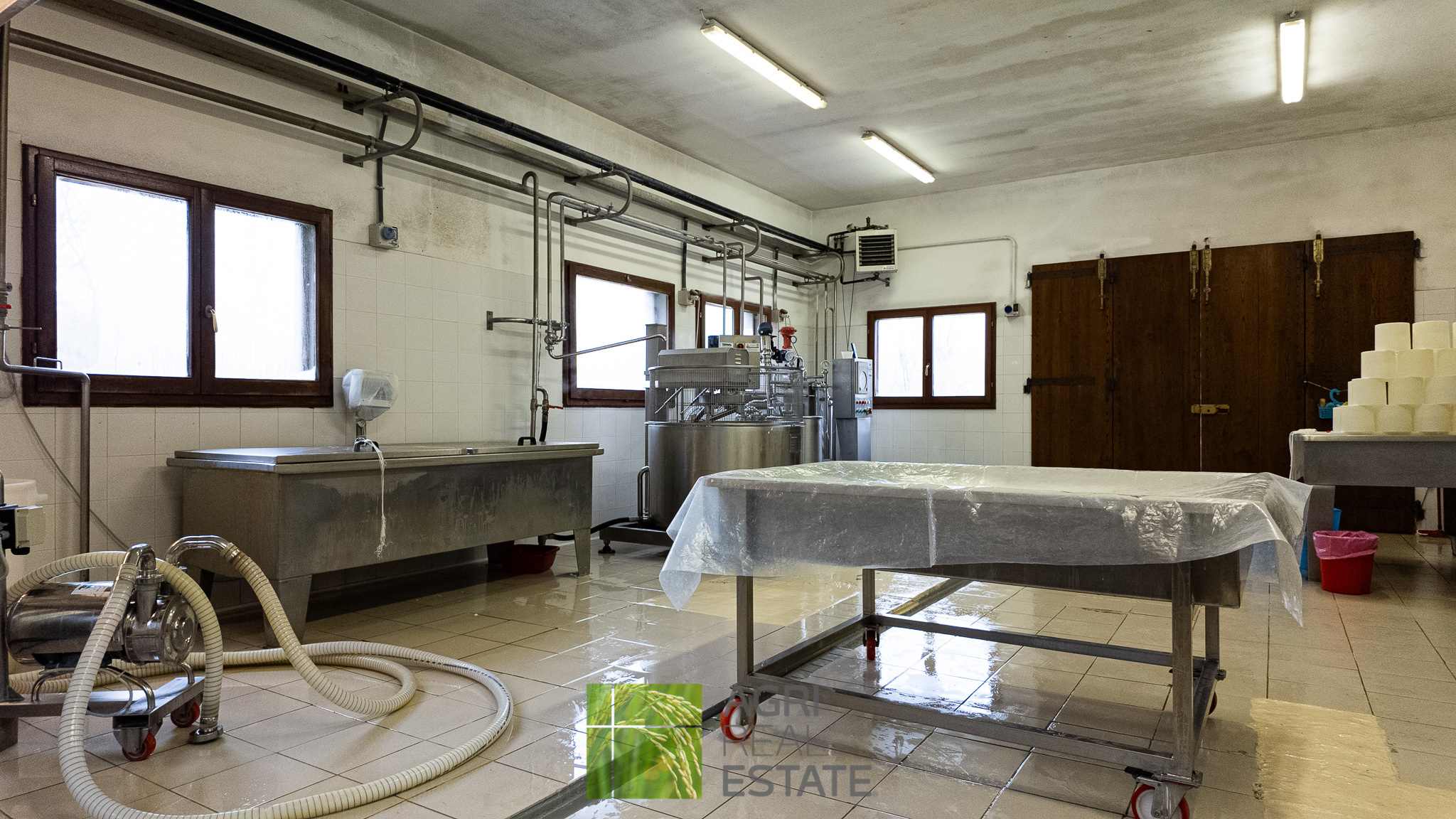 /api/file/public/264720/26757