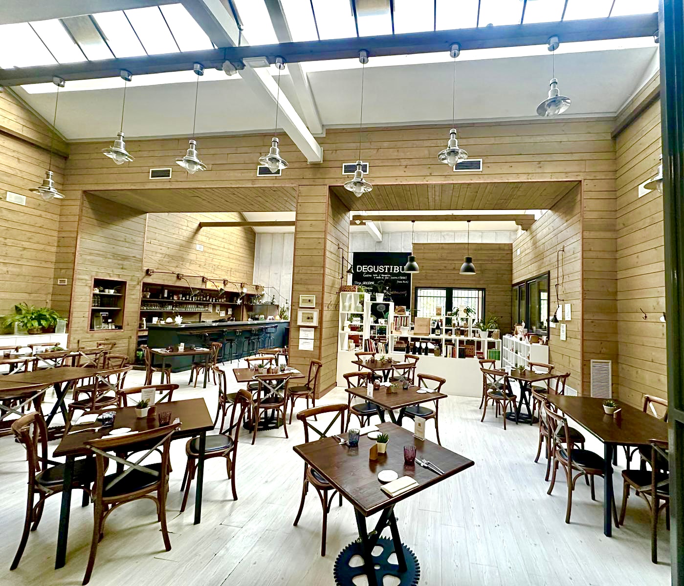 /api/file/public/264826/30797