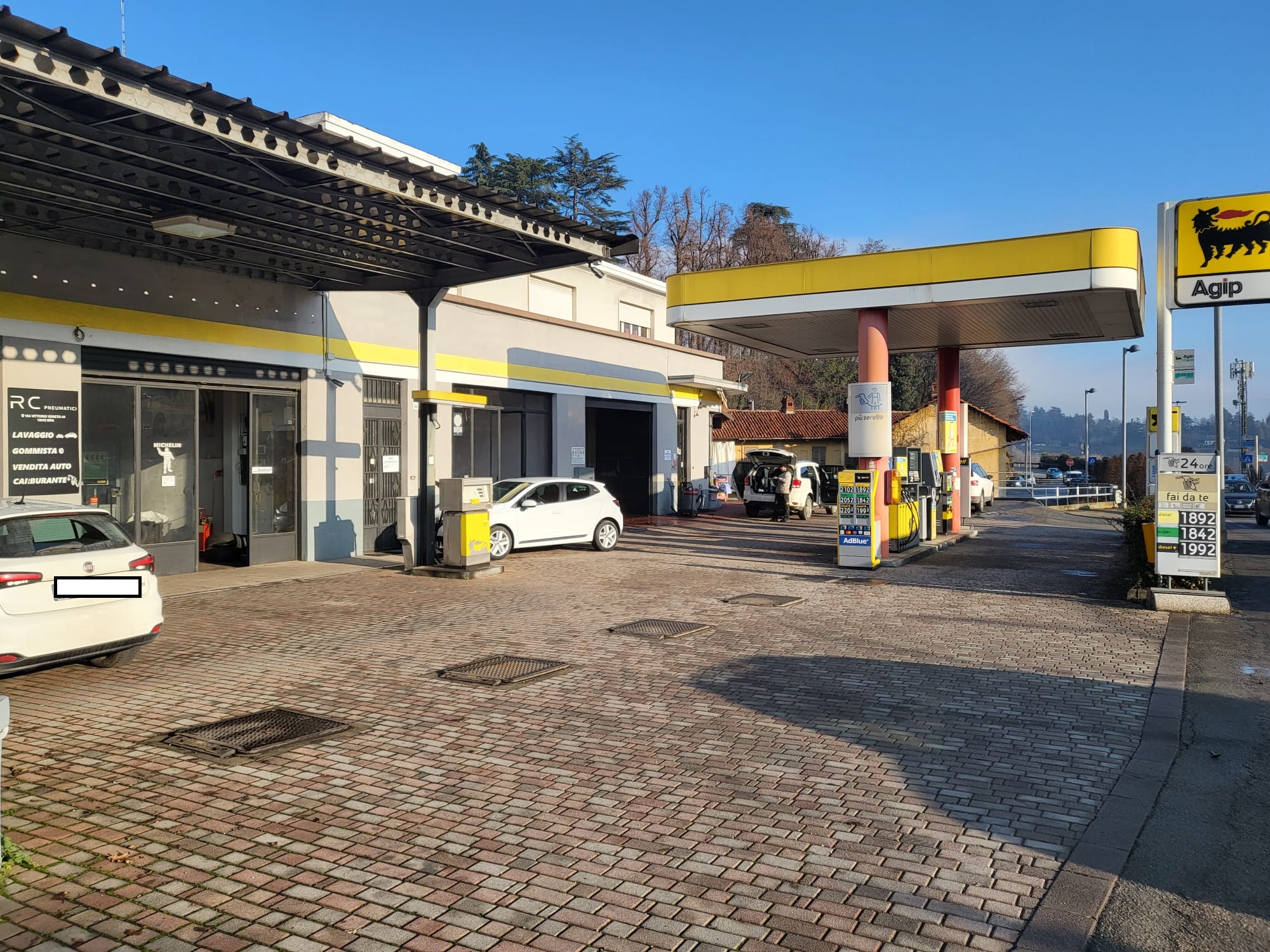 /api/file/public/264868/27483