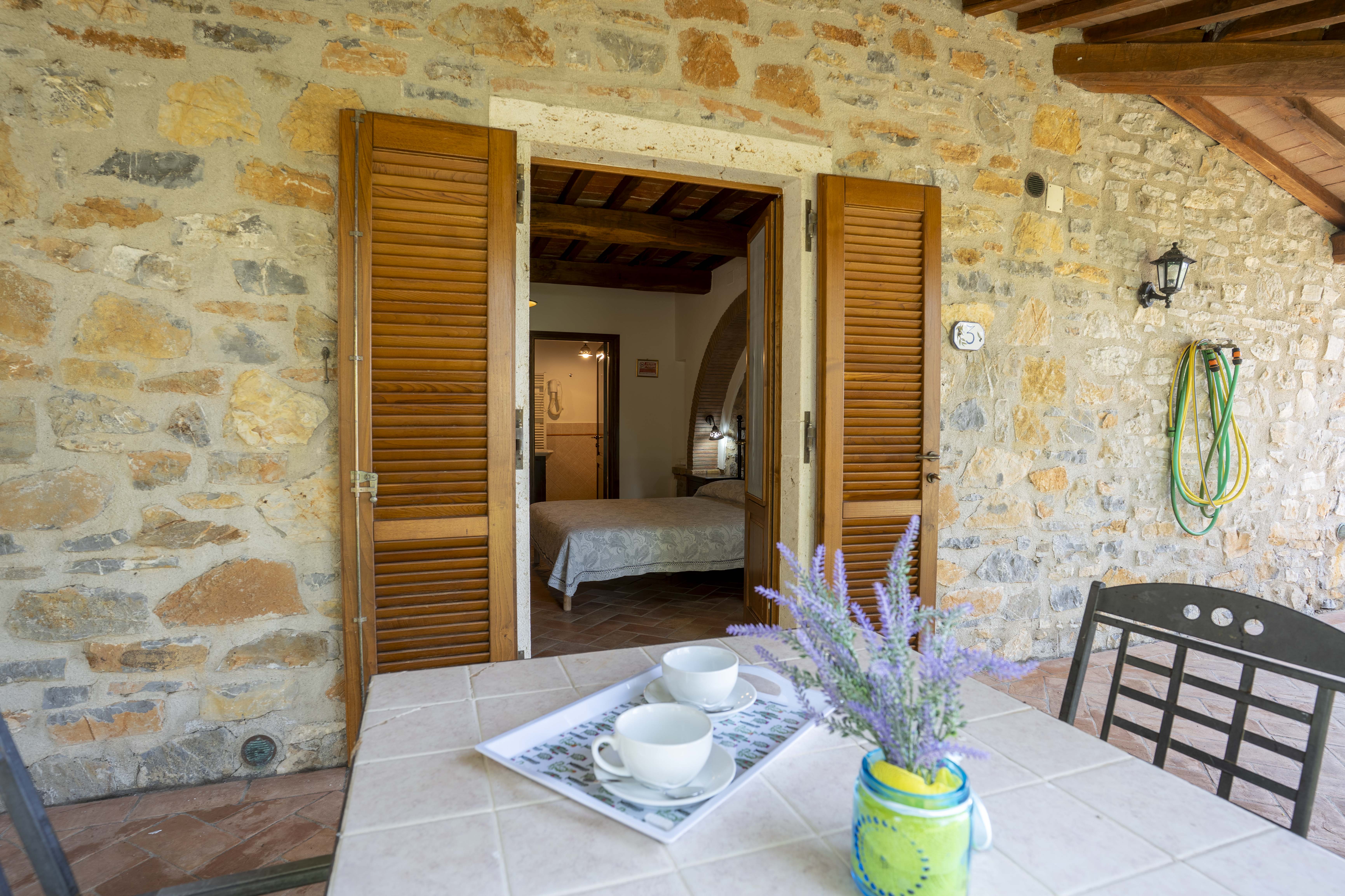 /api/file/public/264921/27888