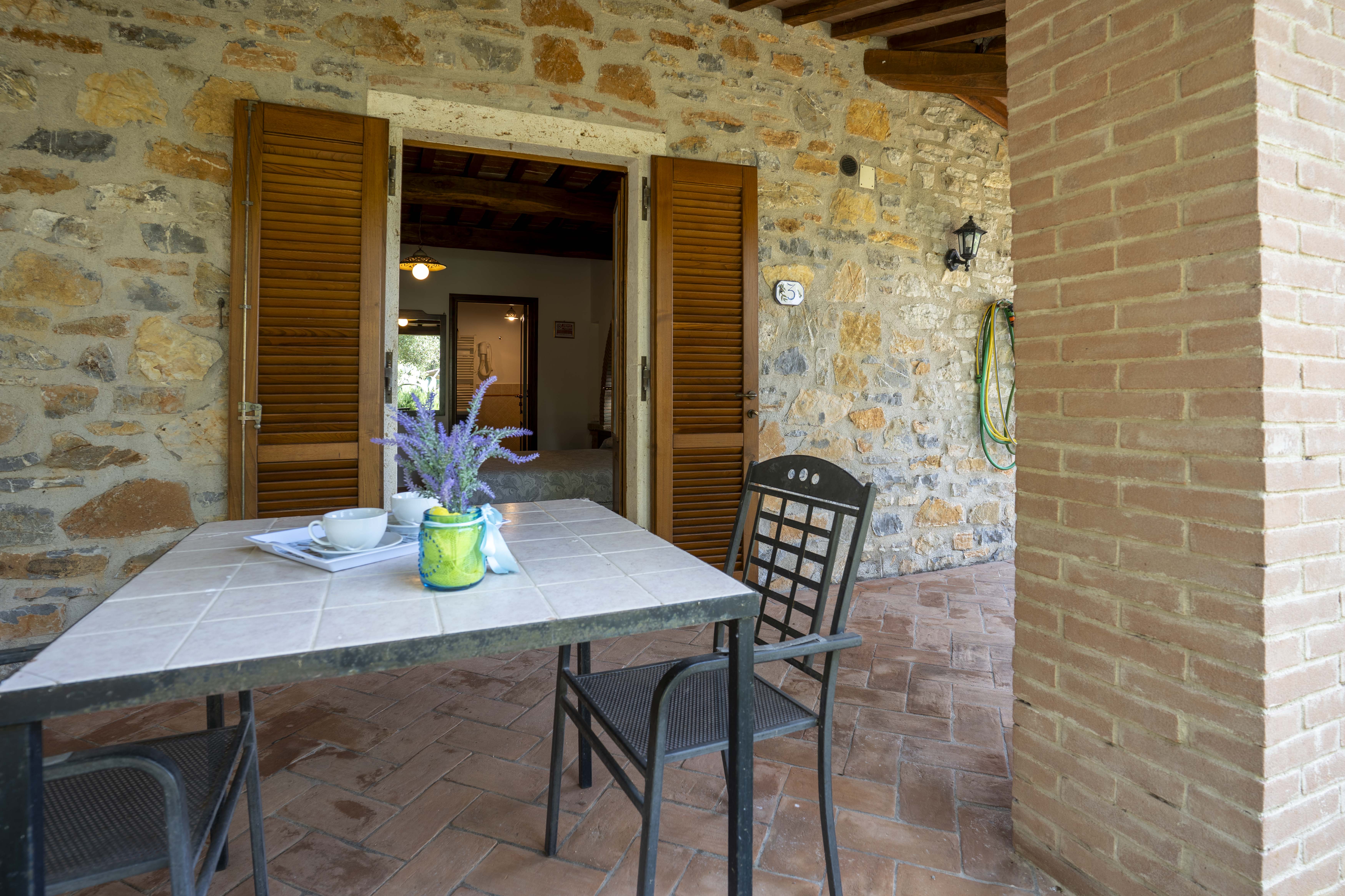 /api/file/public/264921/27889