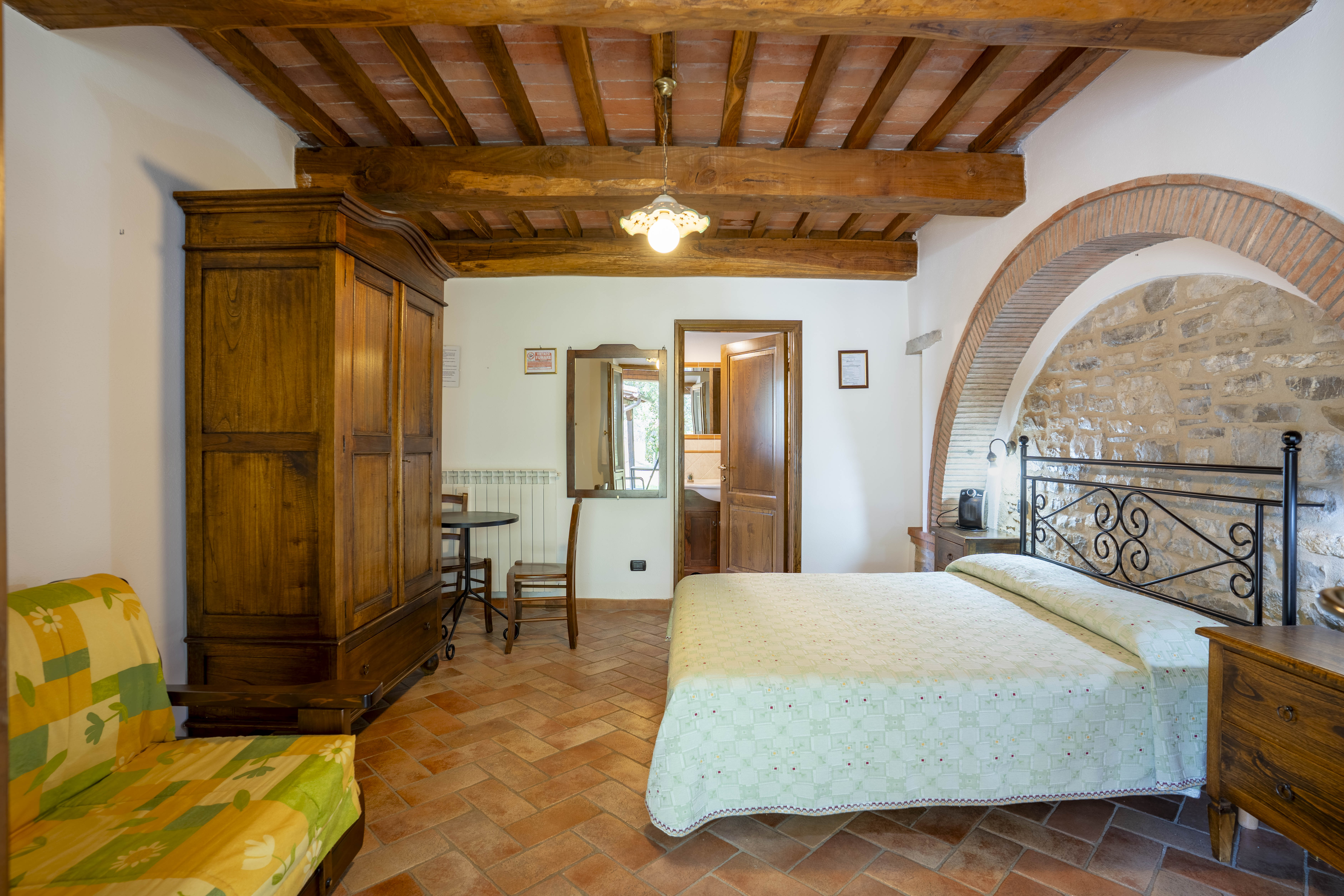 /api/file/public/264921/27891