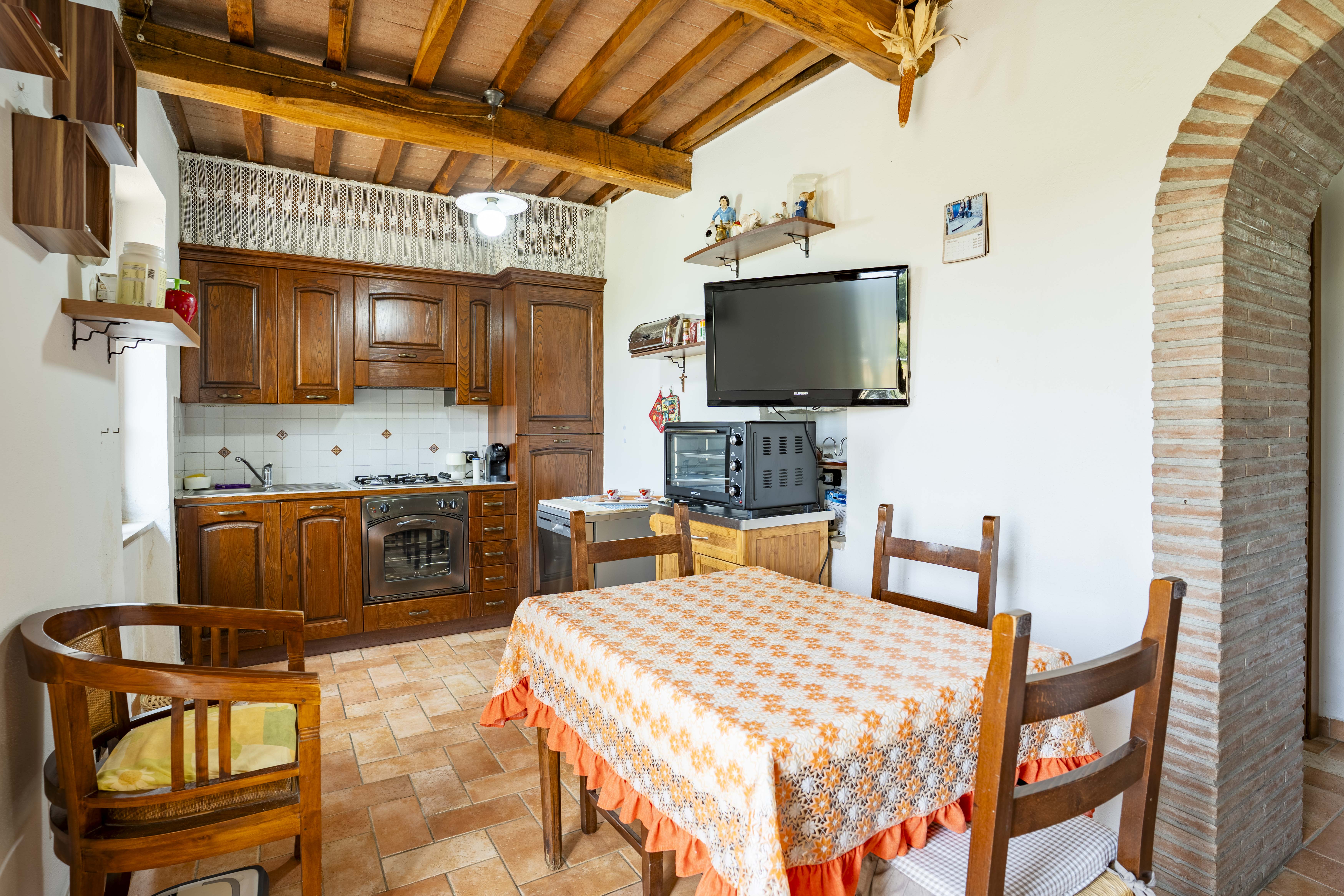 /api/file/public/264921/27905