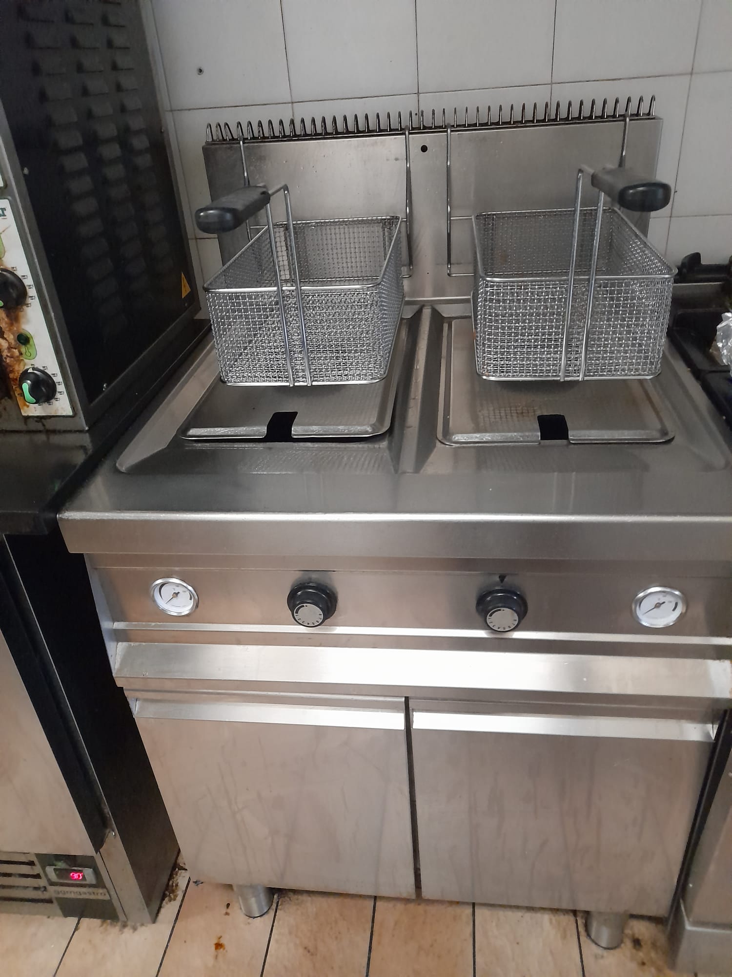 /api/file/public/264998/28281