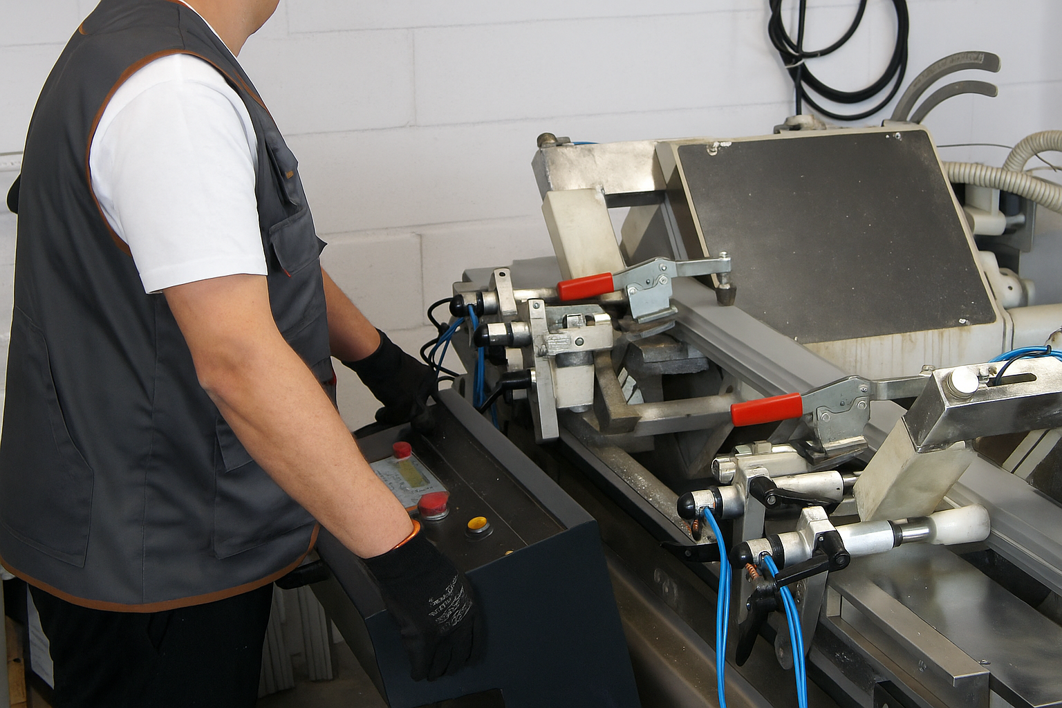 /api/file/public/265025/28411