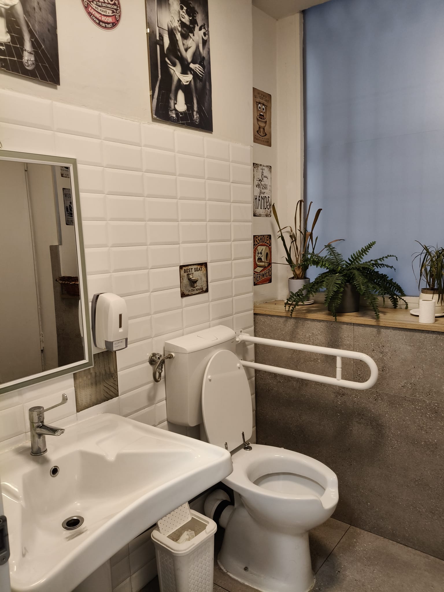 /api/file/public/265067/28552