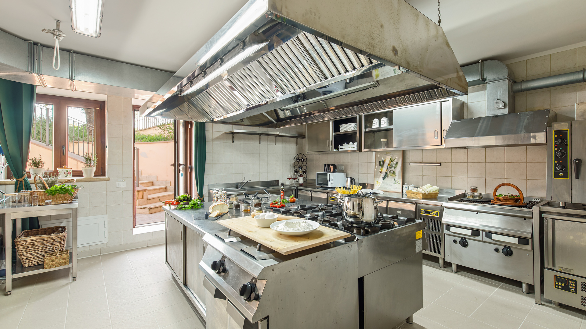 /api/file/public/265070/28566