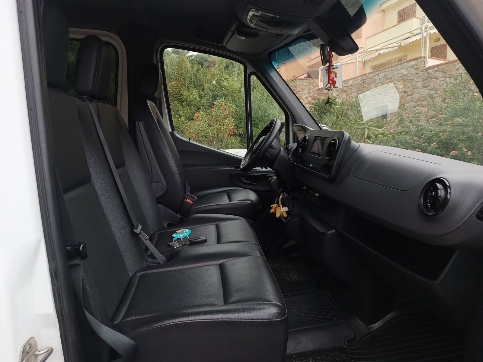 /api/file/public/265096/28670