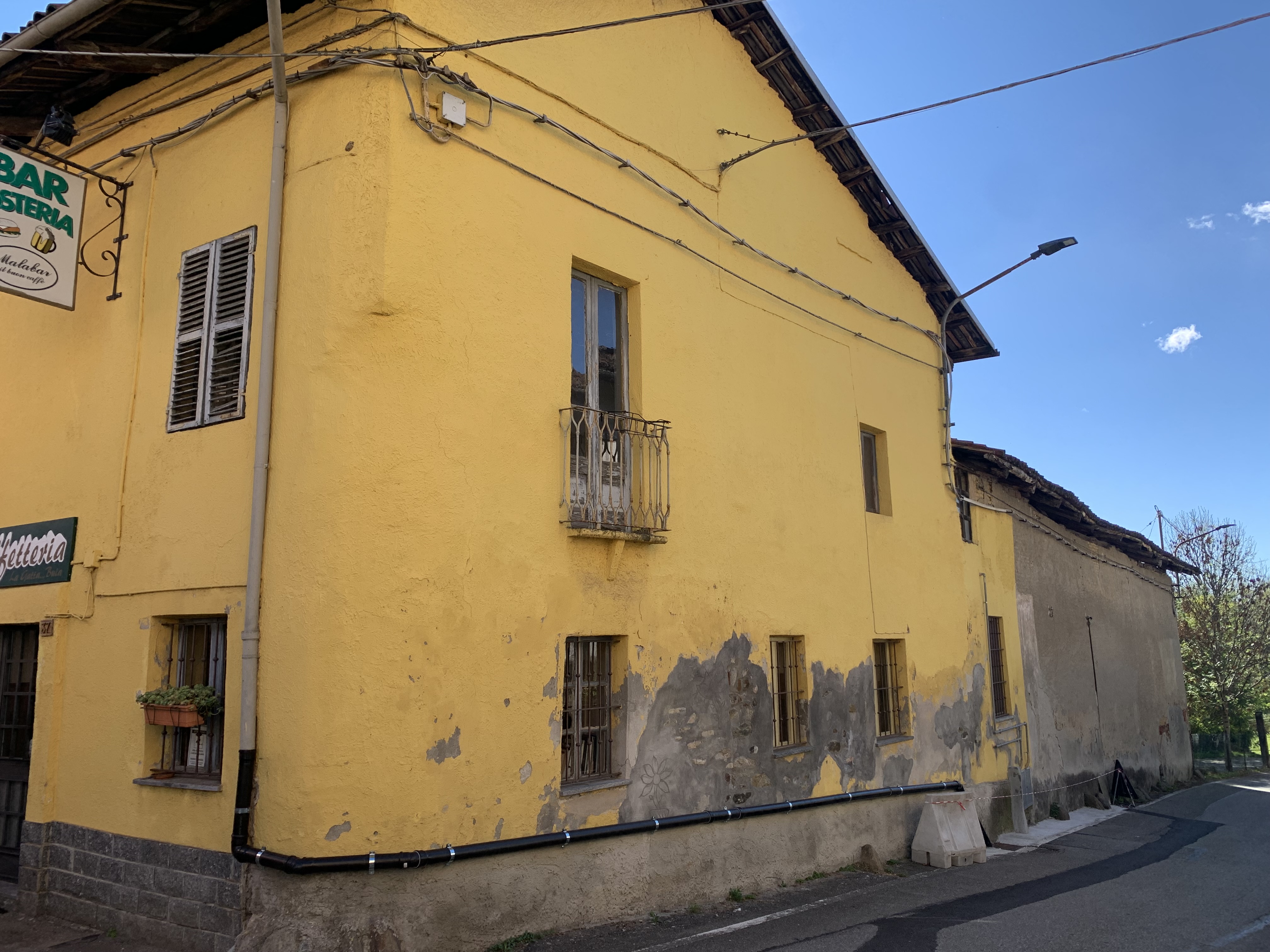 /api/file/public/265127/28932