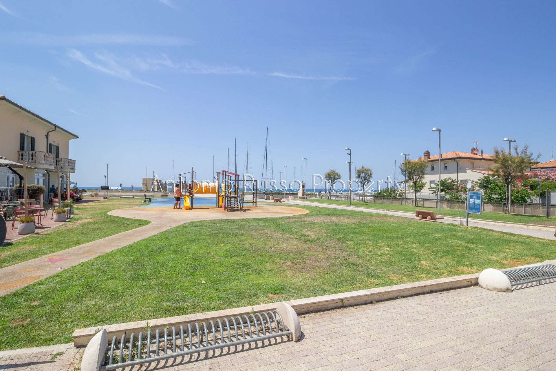 /api/file/public/265178/29437