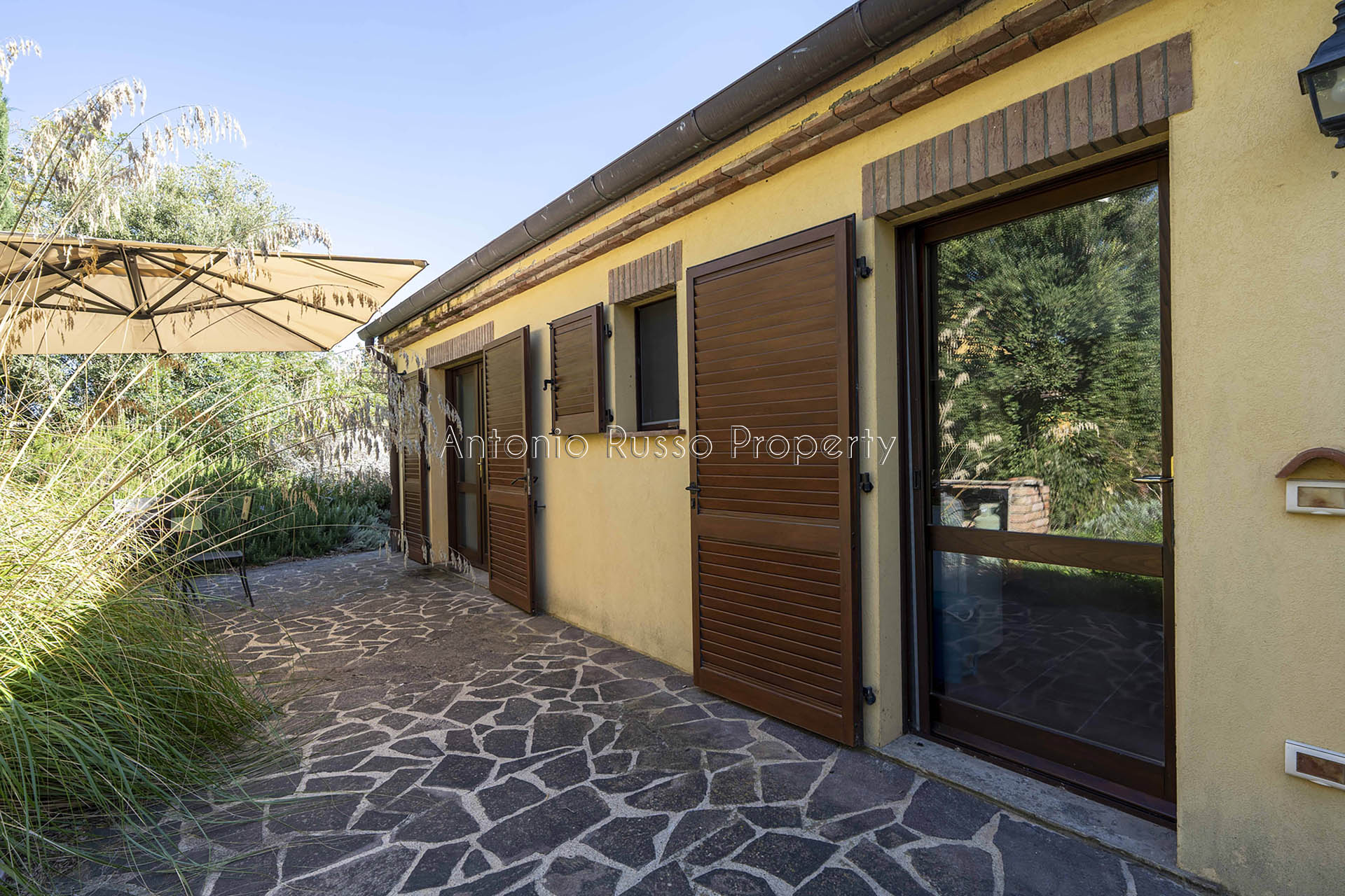 /api/file/public/265183/29590