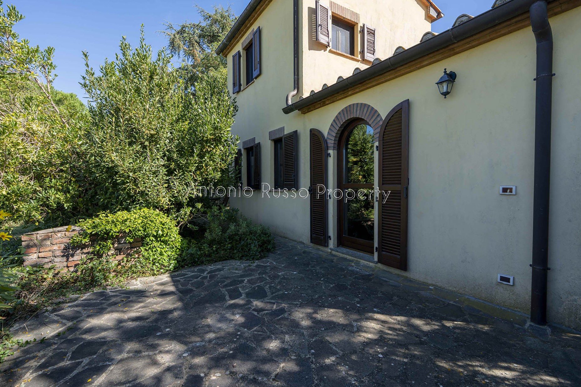 /api/file/public/265183/29607