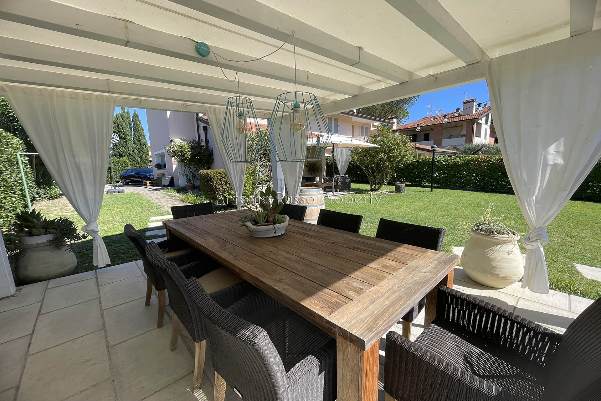 /api/file/public/265186/29711