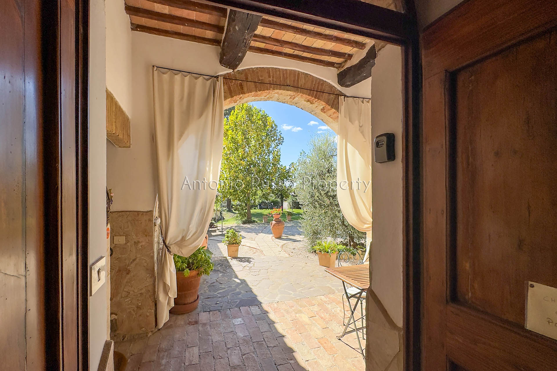 /api/file/public/265187/29750