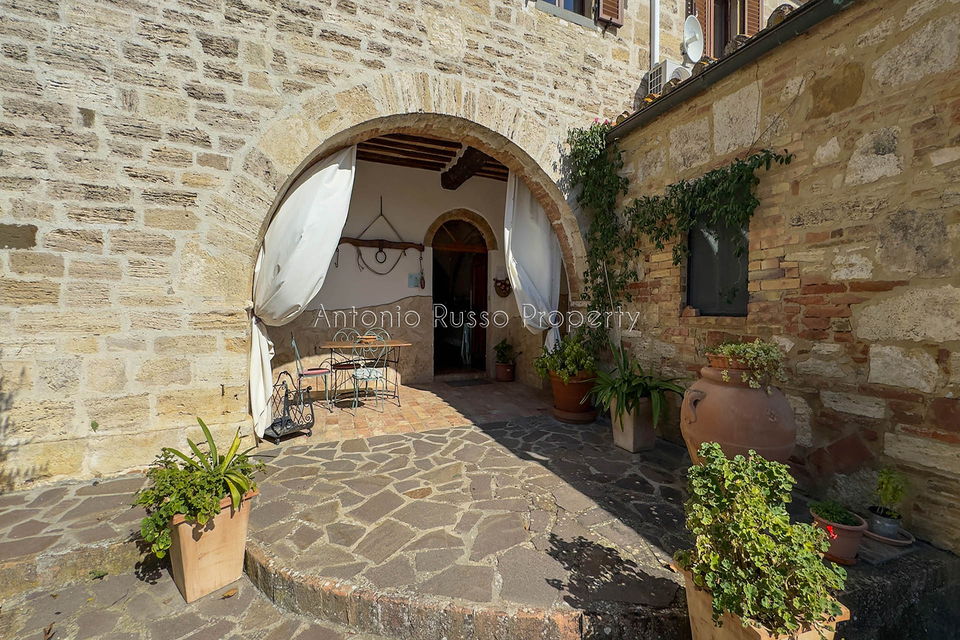 /api/file/public/265187/29775