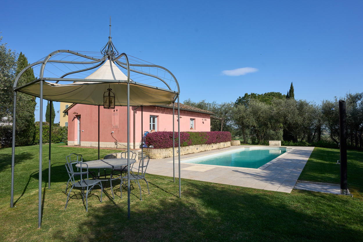 /api/file/public/265346/30705