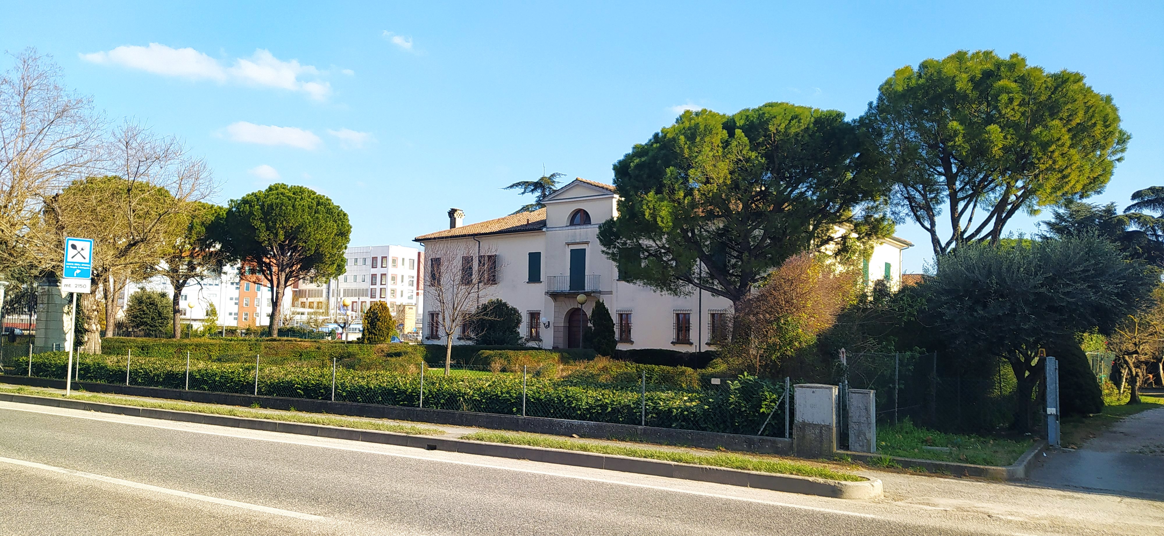 /api/file/public/265413/31159