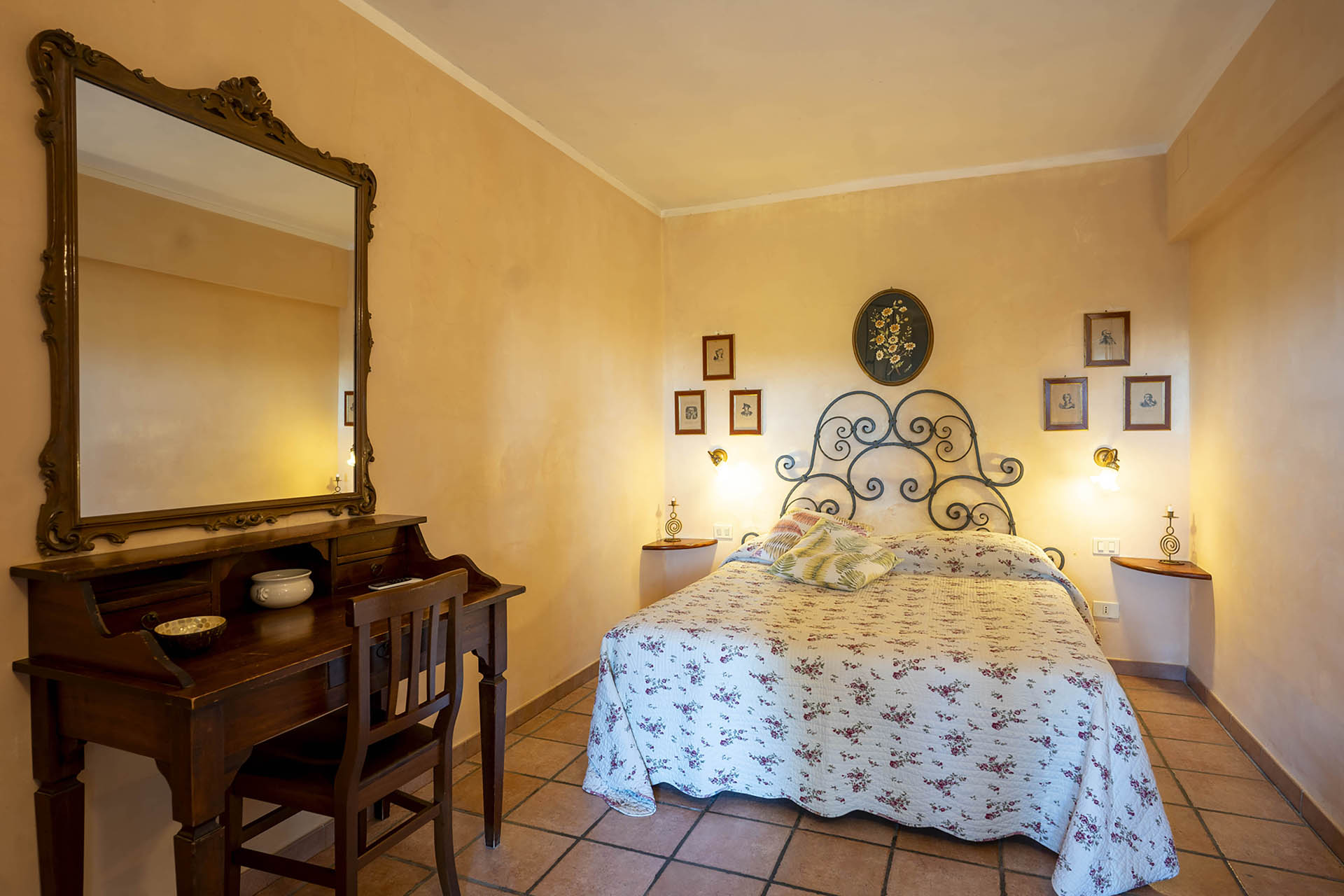 /api/file/public/265558/32204