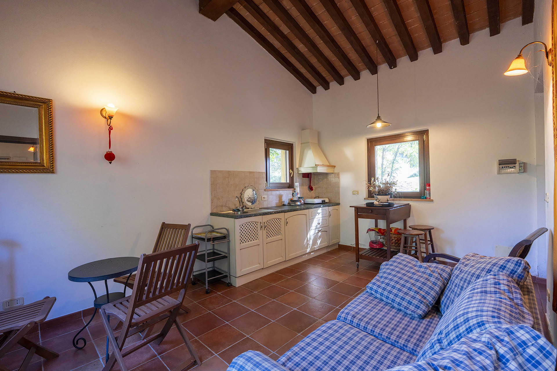 /api/file/public/265560/32009