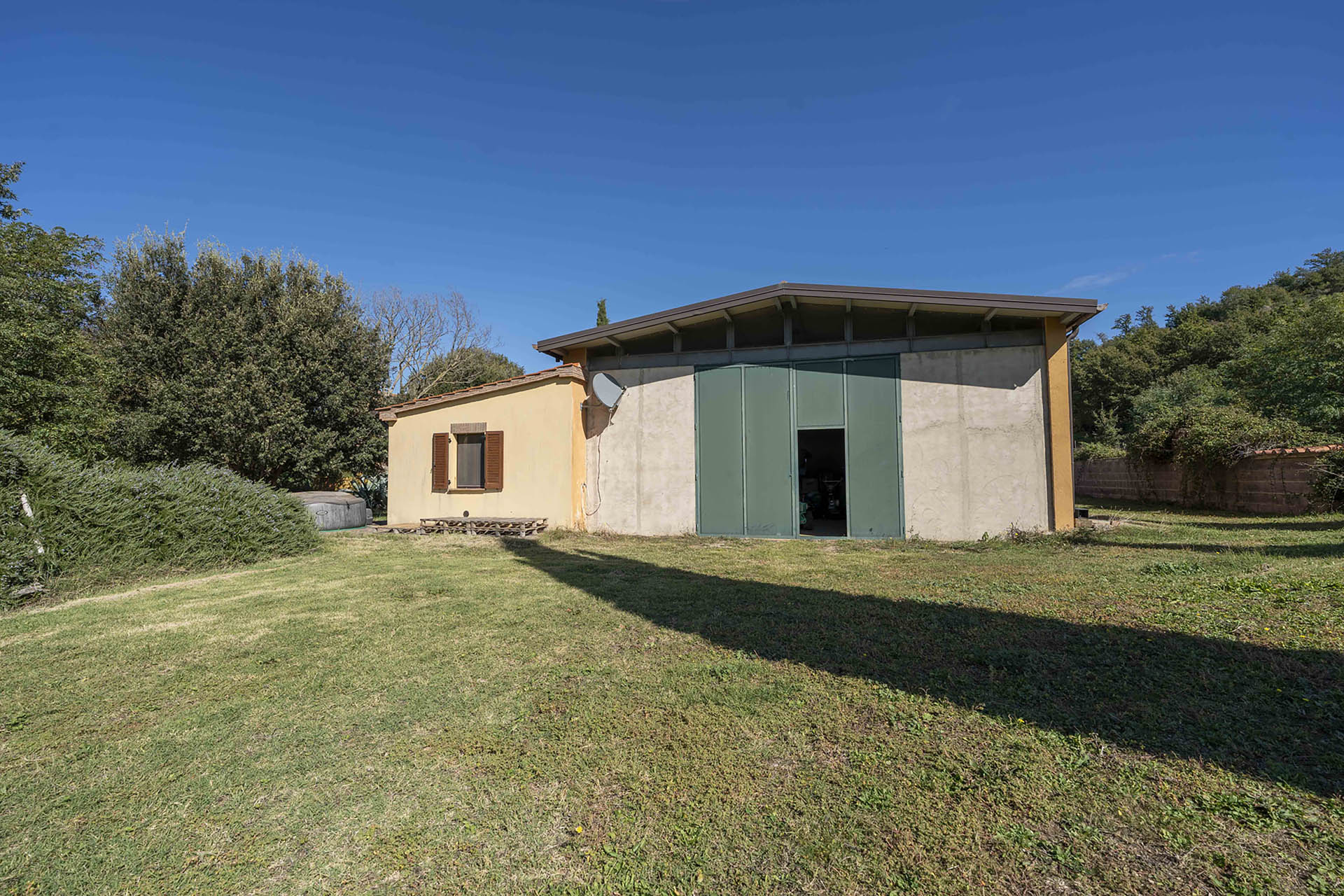 /api/file/public/265560/32017