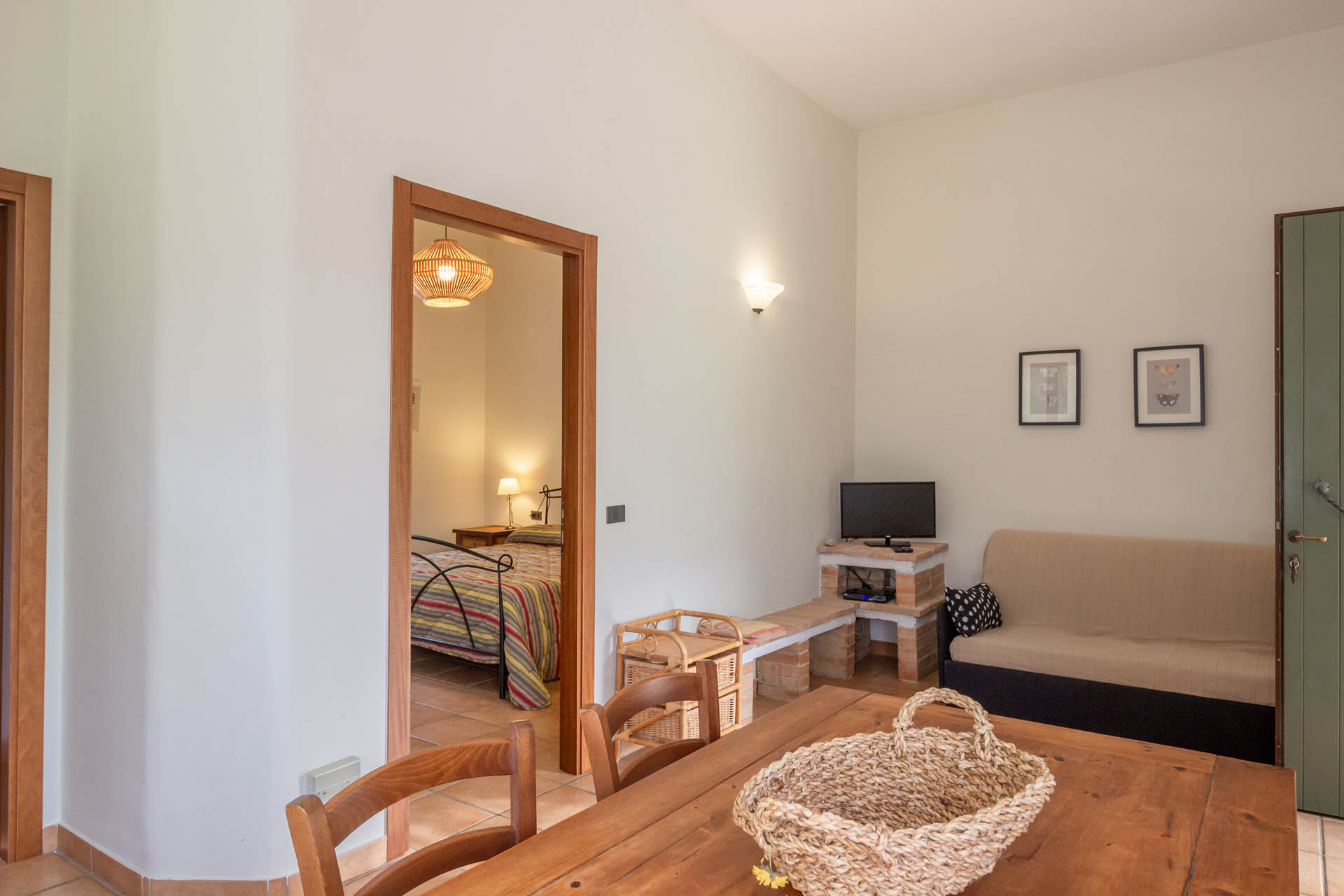 /api/file/public/265561/32054