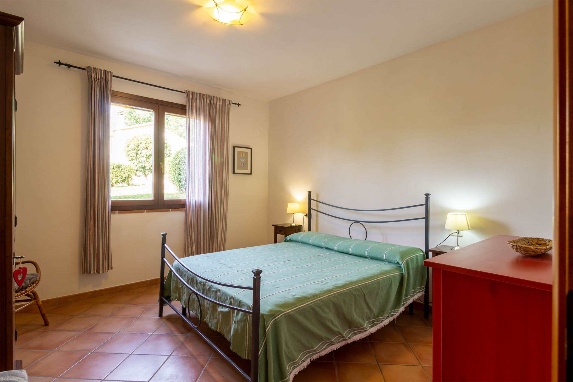 /api/file/public/265561/32059