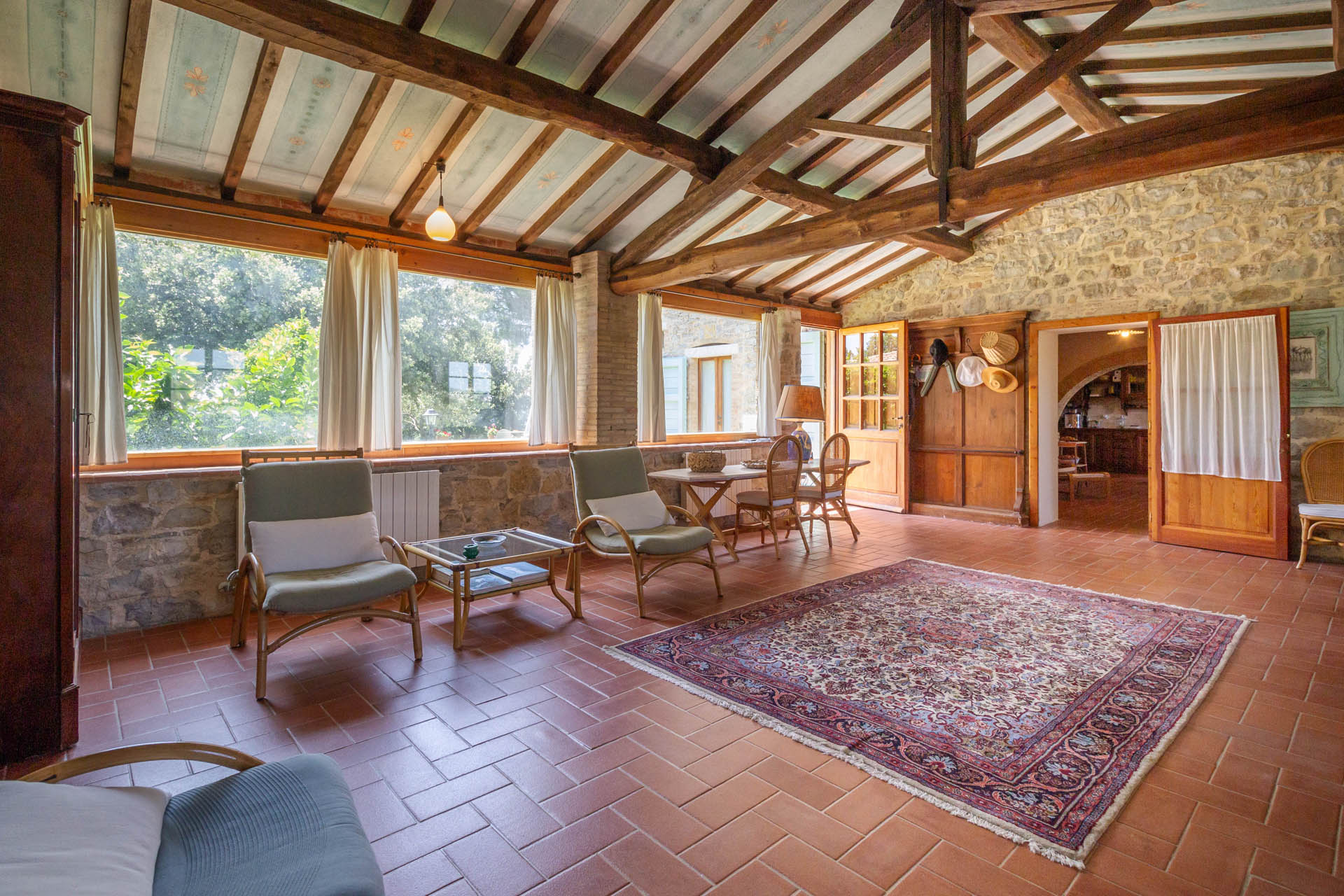 /api/file/public/265564/32318