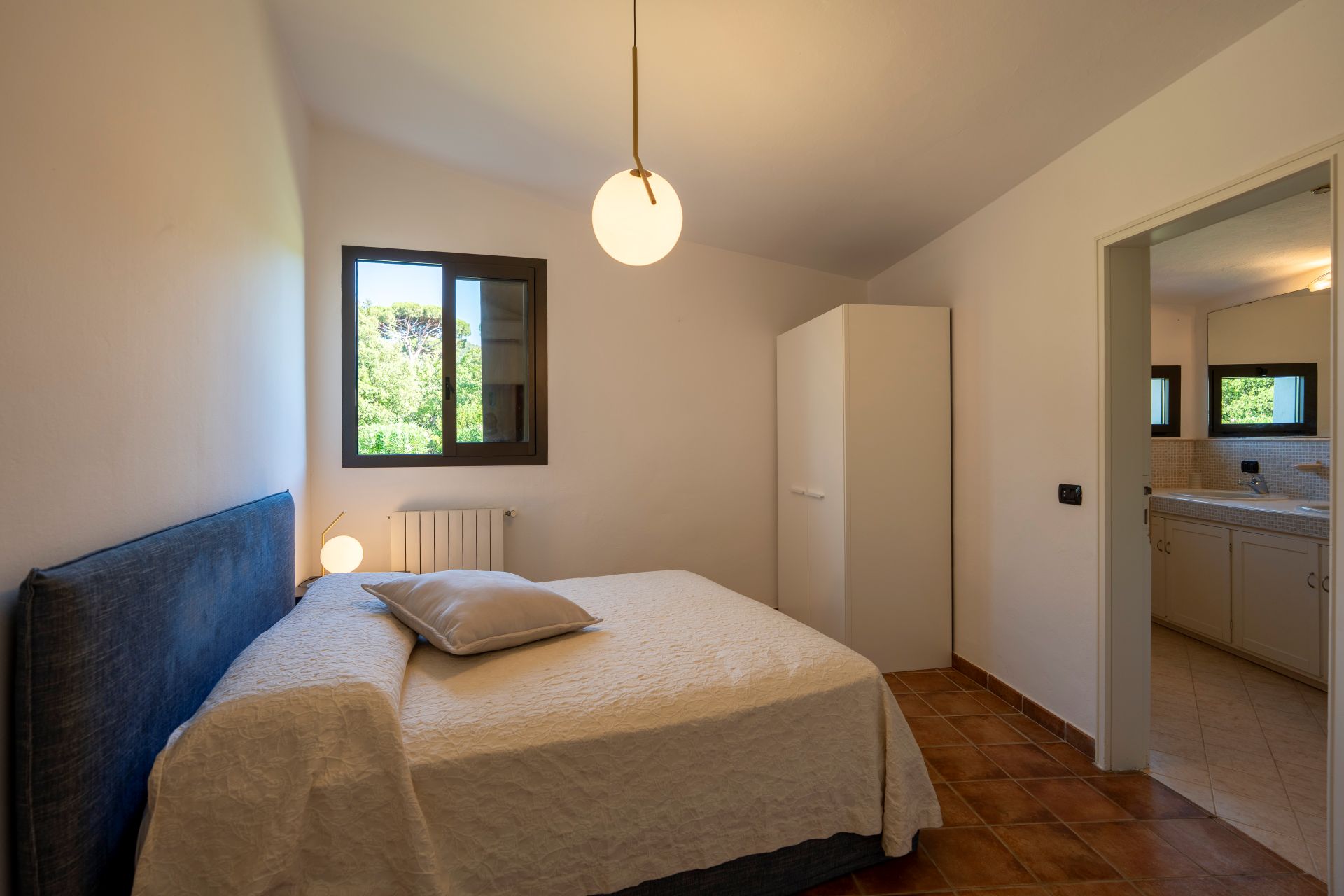 /api/file/public/265565/32153