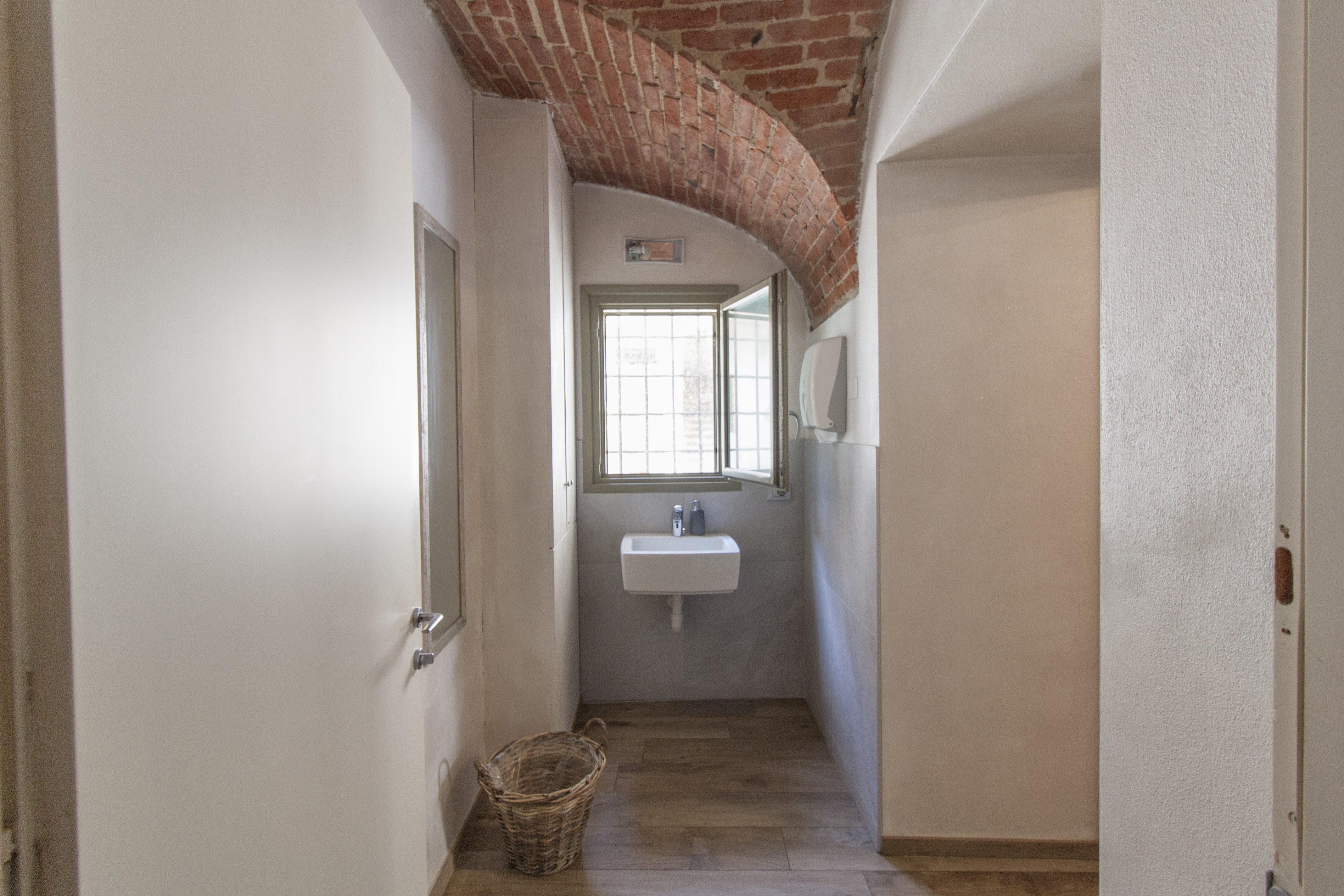 /api/file/public/265610/32359