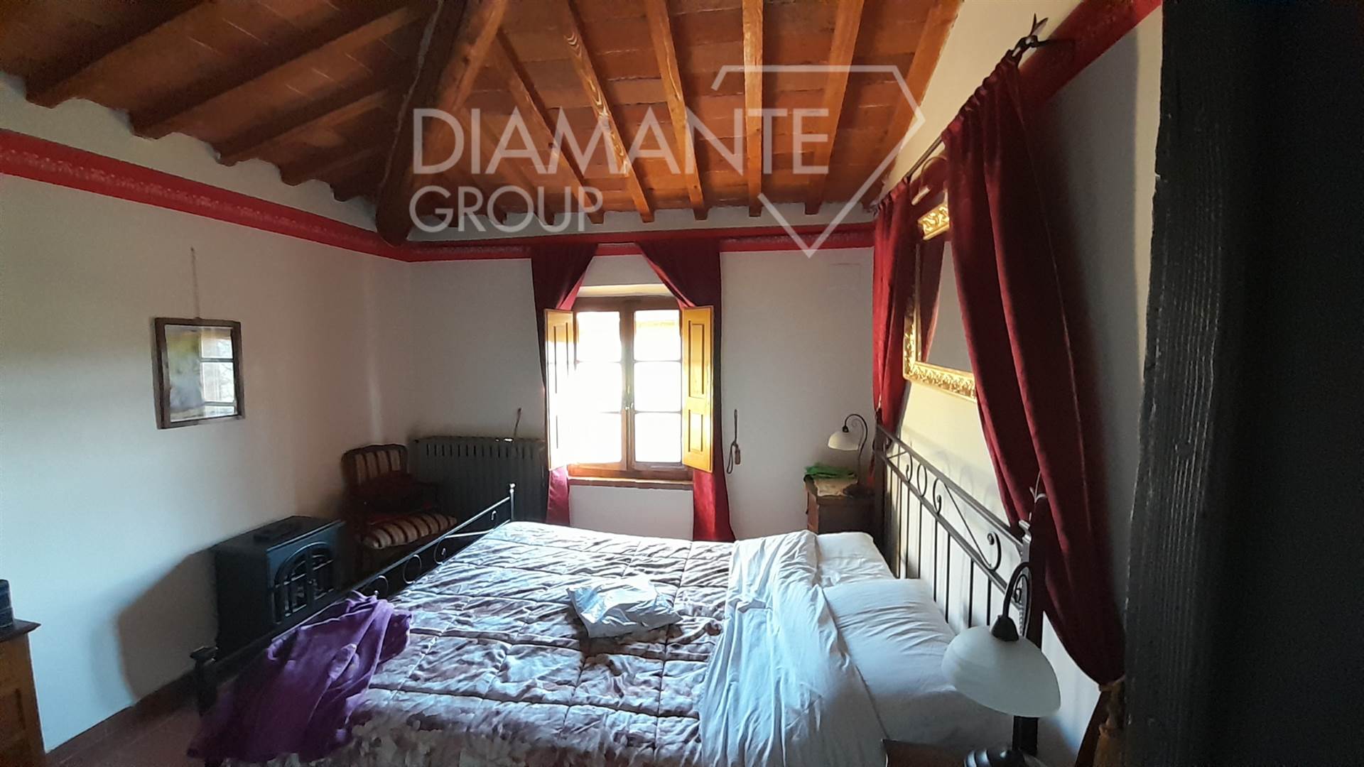 /api/file/public/265618/32400