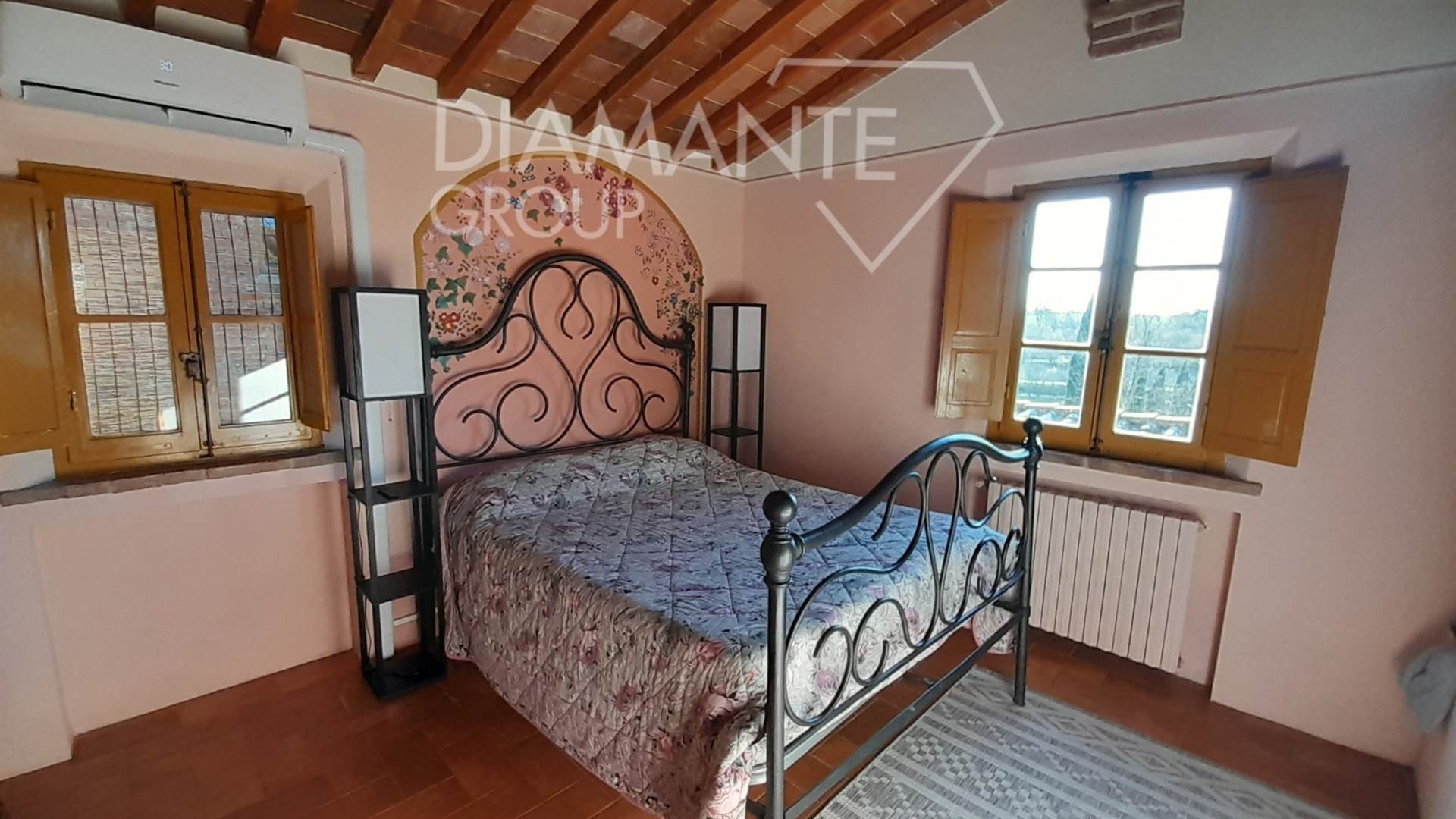 /api/file/public/265618/32405